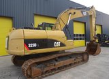 Гусеничный экскаватор  CATERPILLAR 323DL