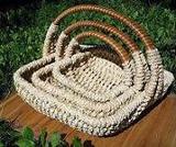 Большие плетеные корзины