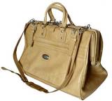 Саквояжи по 6 600 руб. 100 % кожа фирмы &laquo;SANTANA&raquo; Турция.