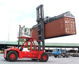 Ричстакер (контейнерный перегружатель) для порожних контейнеров B 92