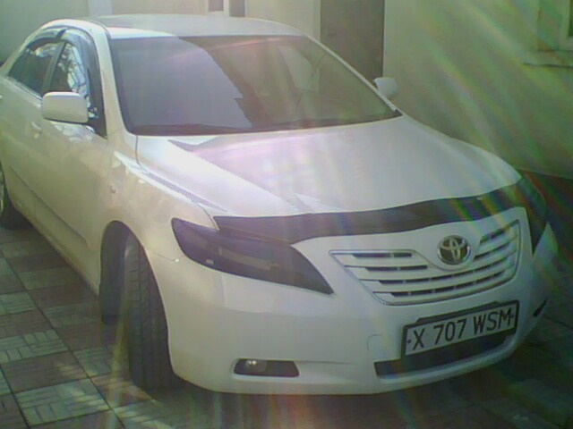 Автомобиль Тойота - Камри 40