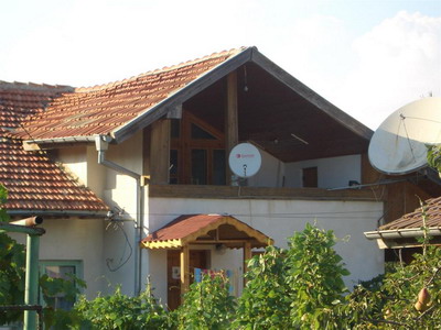 Красивиый дом для продажа, расположен в деревня, 12 км от Варны