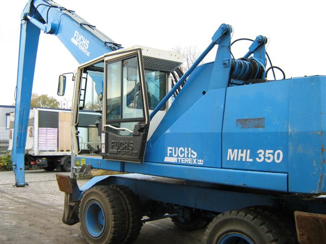 Продается погрузочная машина Fuchs MHL 350