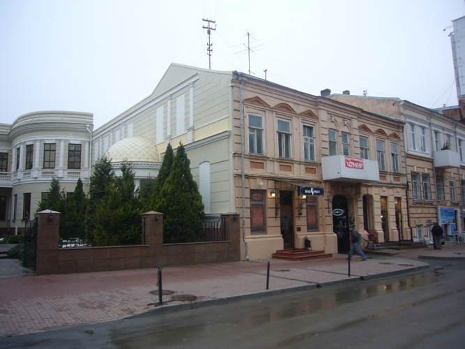 Аренда здания под офисы, кафе, рестораны, банки