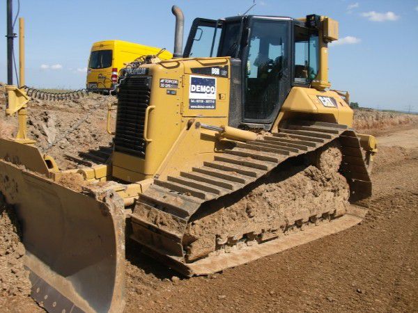 Бульдозер CATERPILLAR D 6 N LGP