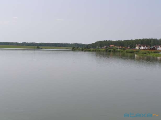 Земельный участок у воды