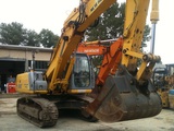 Экскаватор  NEW HOLLAND E215