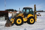 New Holland LB115B, Экскаватор-погрузчик New Holland LB115B, Трактор
