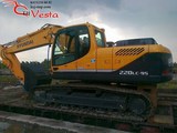 Продаётся экскаватор Hyundai R220LC-9S, 2012 года.